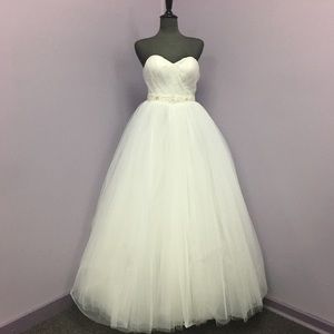 Victoria Soprano - Style- 7117 - Size 12 - Ivory